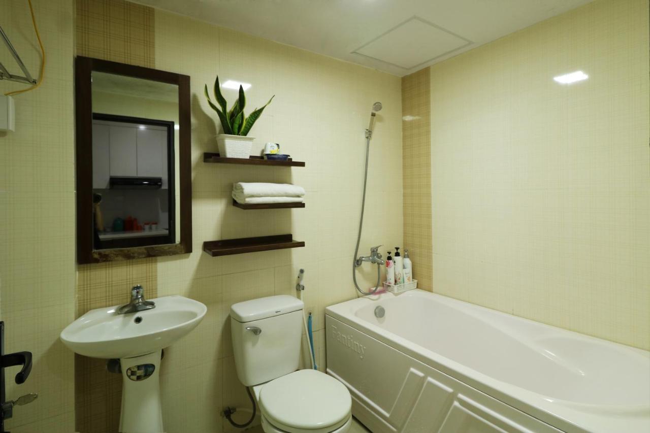 Istay Hotel Apartment 1 Hanoi Exterior photo
